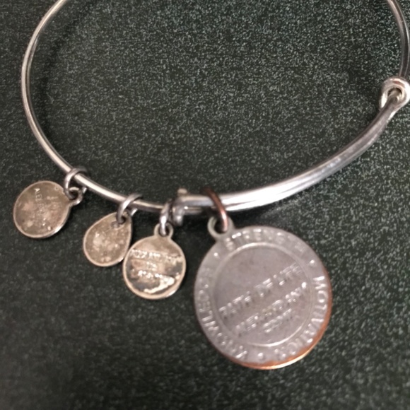 Alex and Ani Expandable Wire Bracelet Faith of Life 2017 - Picture 4 of 16